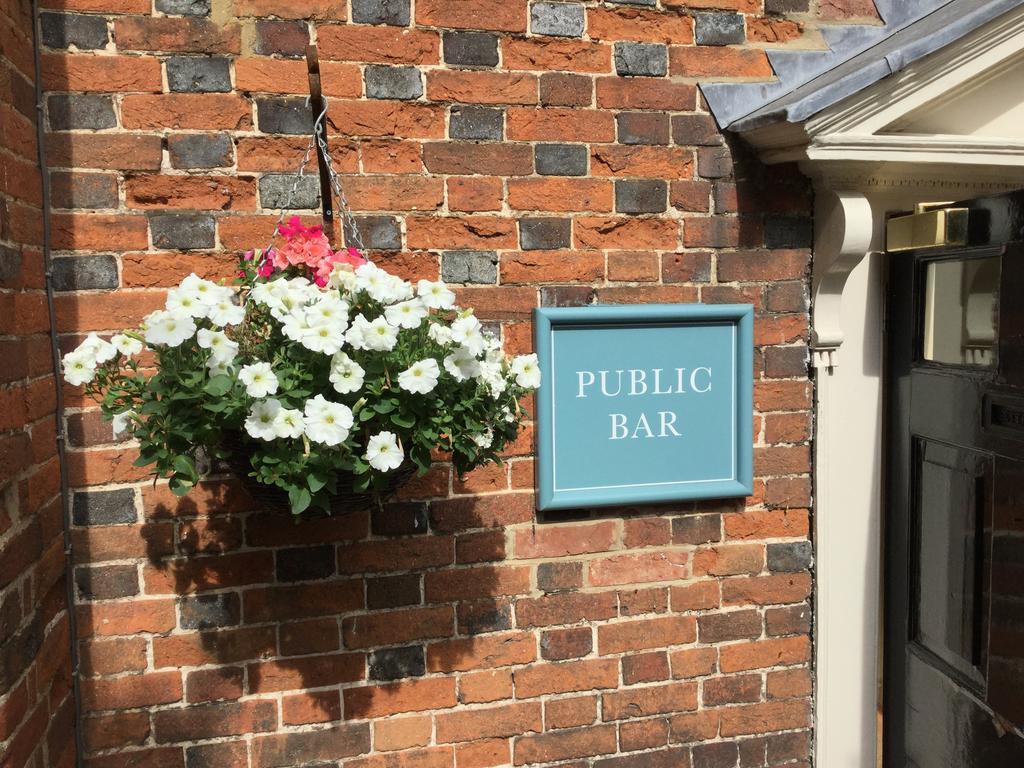 Three Tuns Ashwell Bed & Breakfast Bagian luar foto